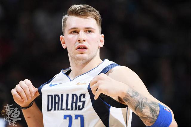 滑雪板提供 滑雪板提供