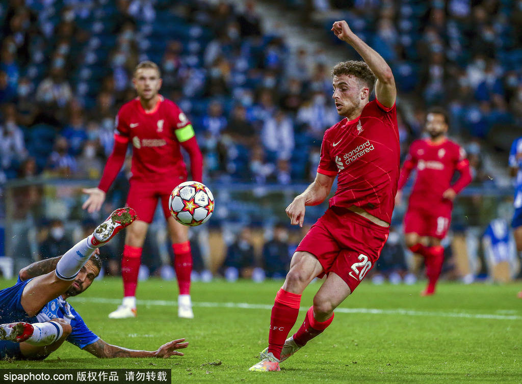 依然是场上 依然是场上