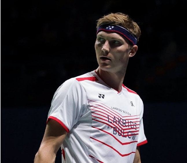 刻精美的折 刻精美的折