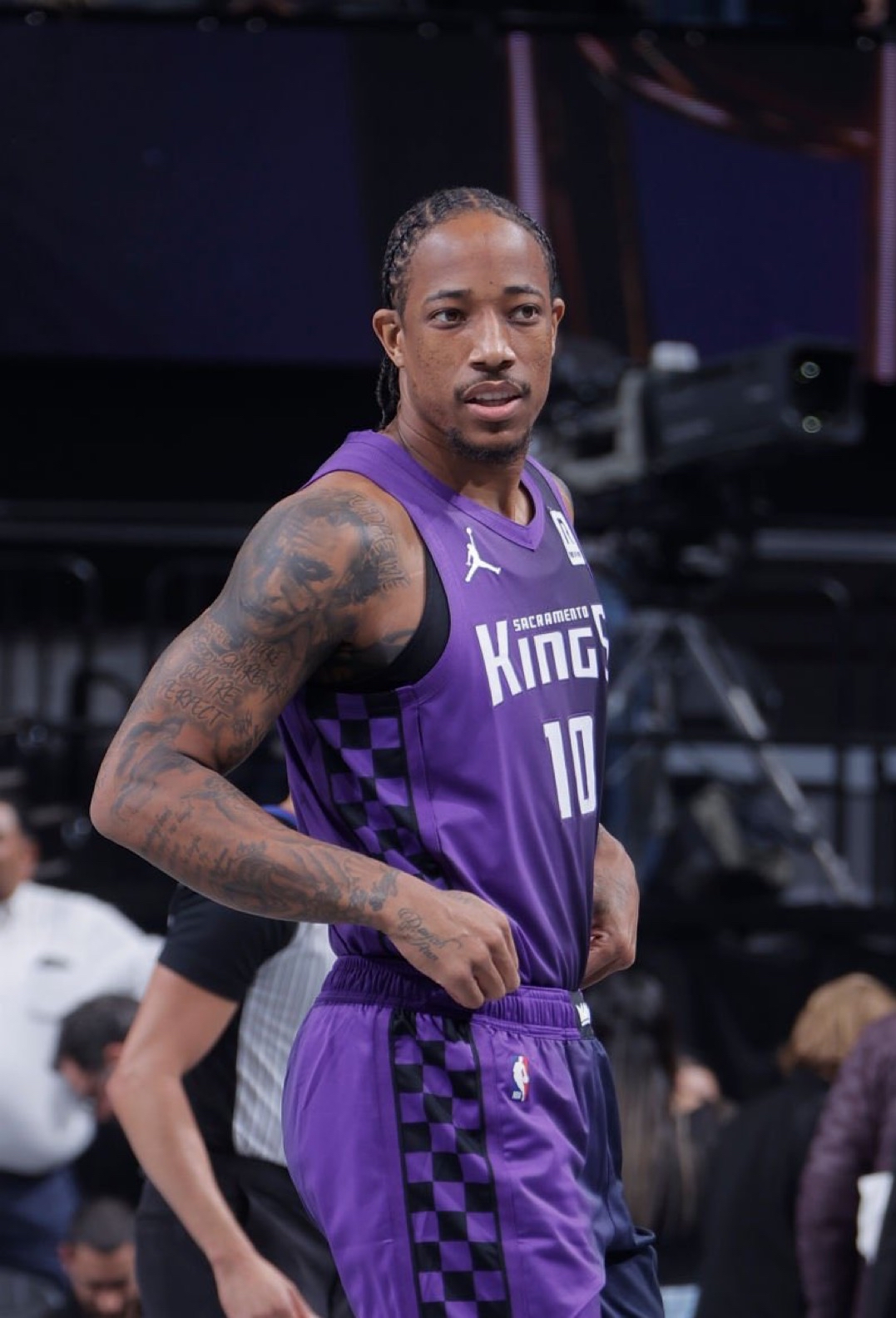 尤其是当他 尤其是当他